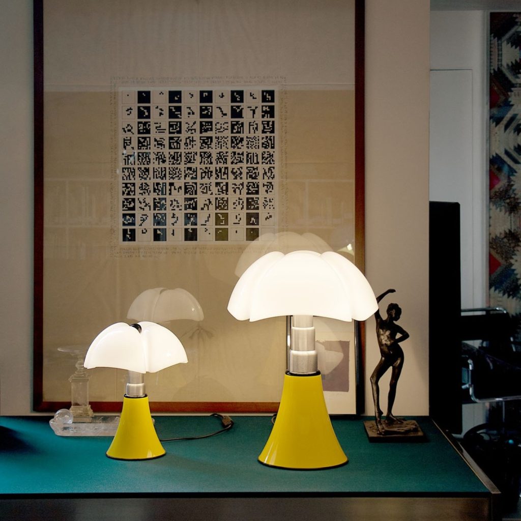 martinelli luce pipistrello pop medium table lamp